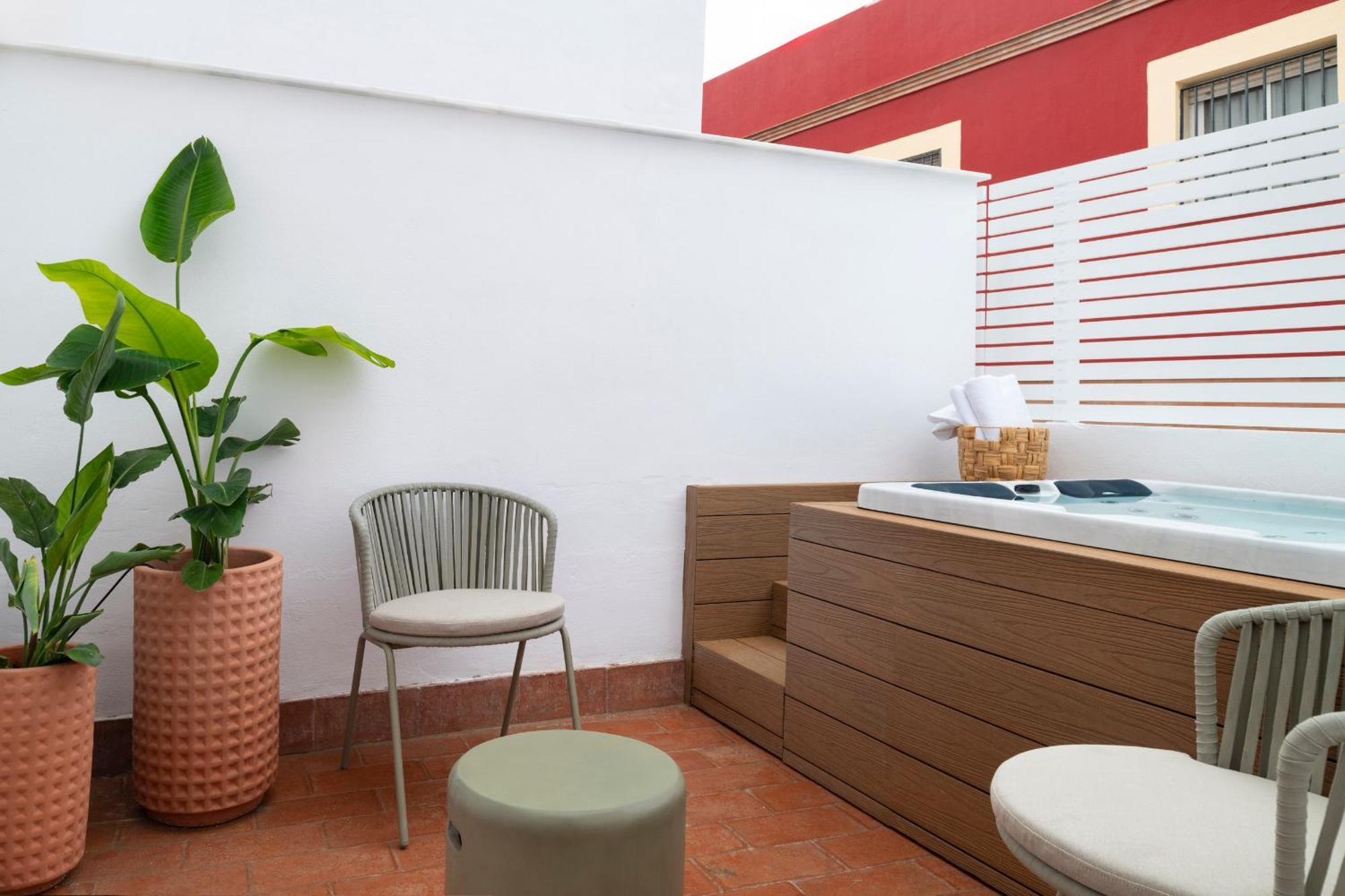 Magno Apartments Santa Clara - Private Terraces With Jacuzzi Seville Ngoại thất bức ảnh